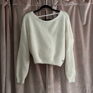 Cute Hollister sweater with small cutout in the back